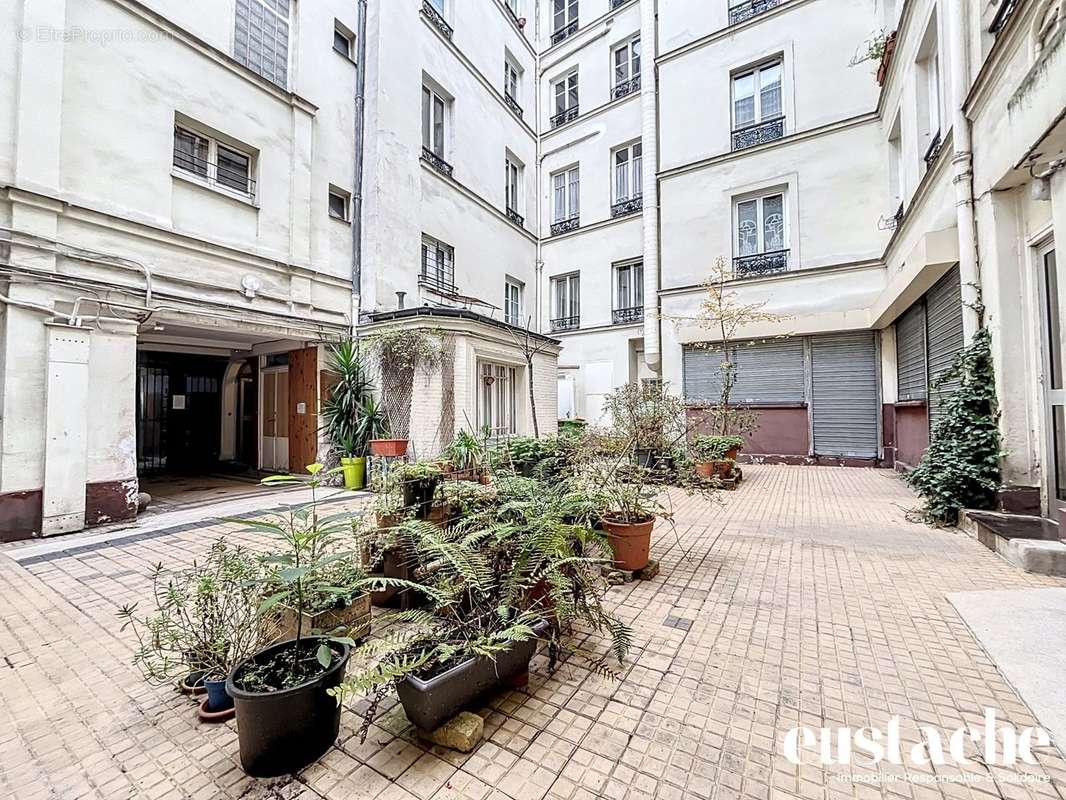 Appartement à PARIS-10E