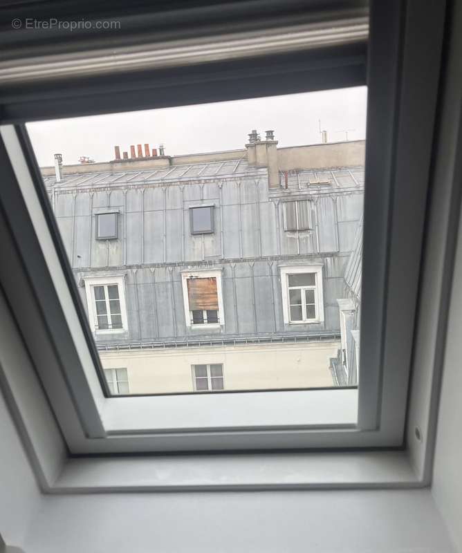 Appartement à PARIS-10E