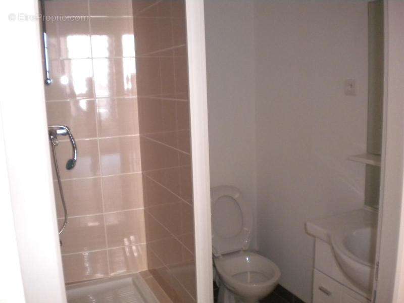   - Appartement à AUBENAS