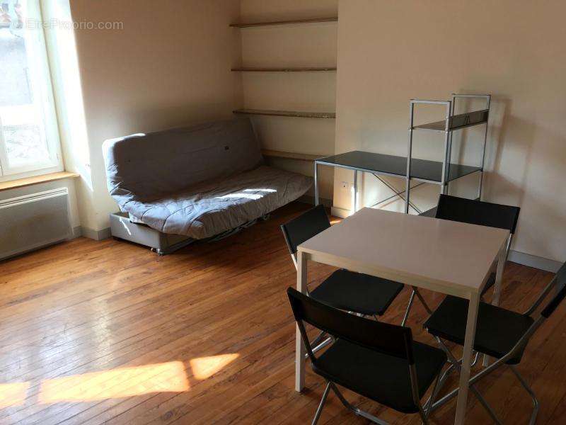   - Appartement à AUBENAS