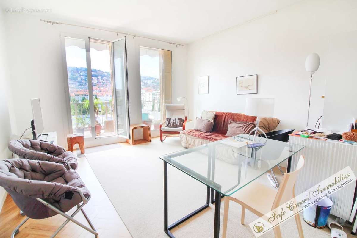 Appartement à NICE