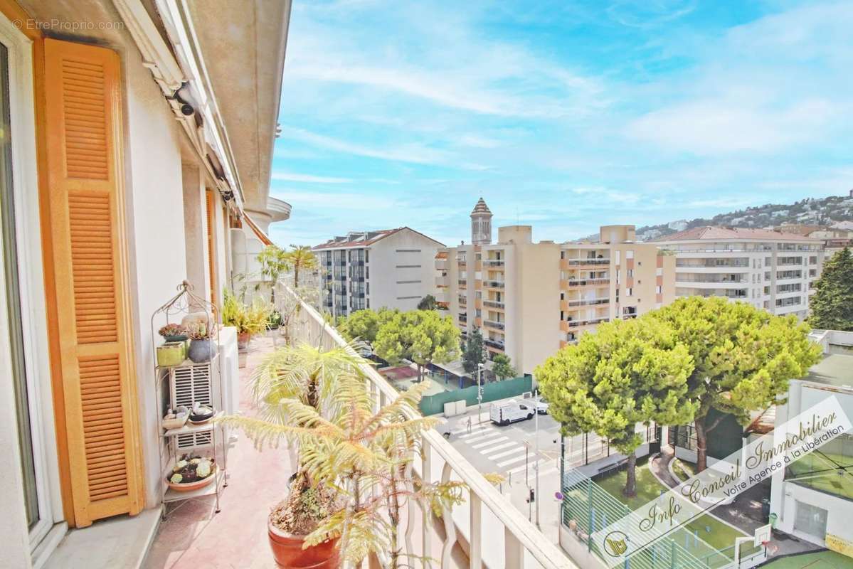 Appartement à NICE