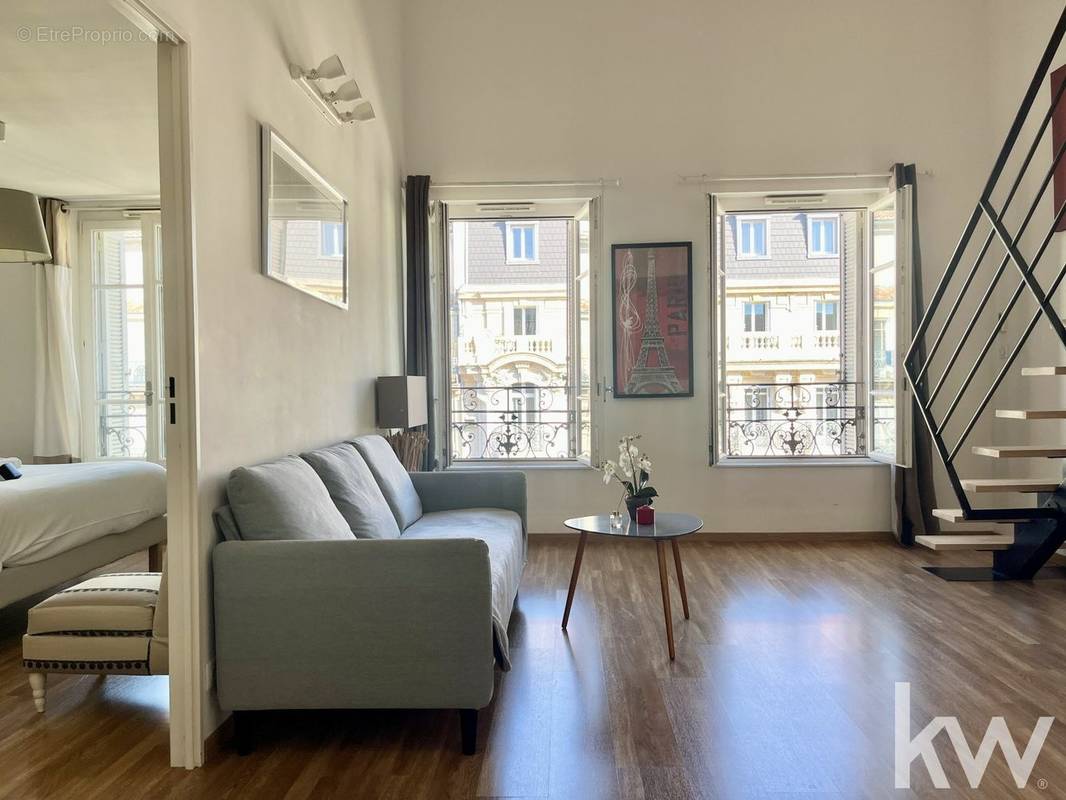 Appartement à MARSEILLE-2E