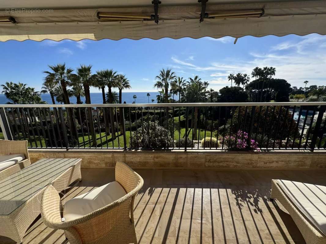 Appartement à CANNES