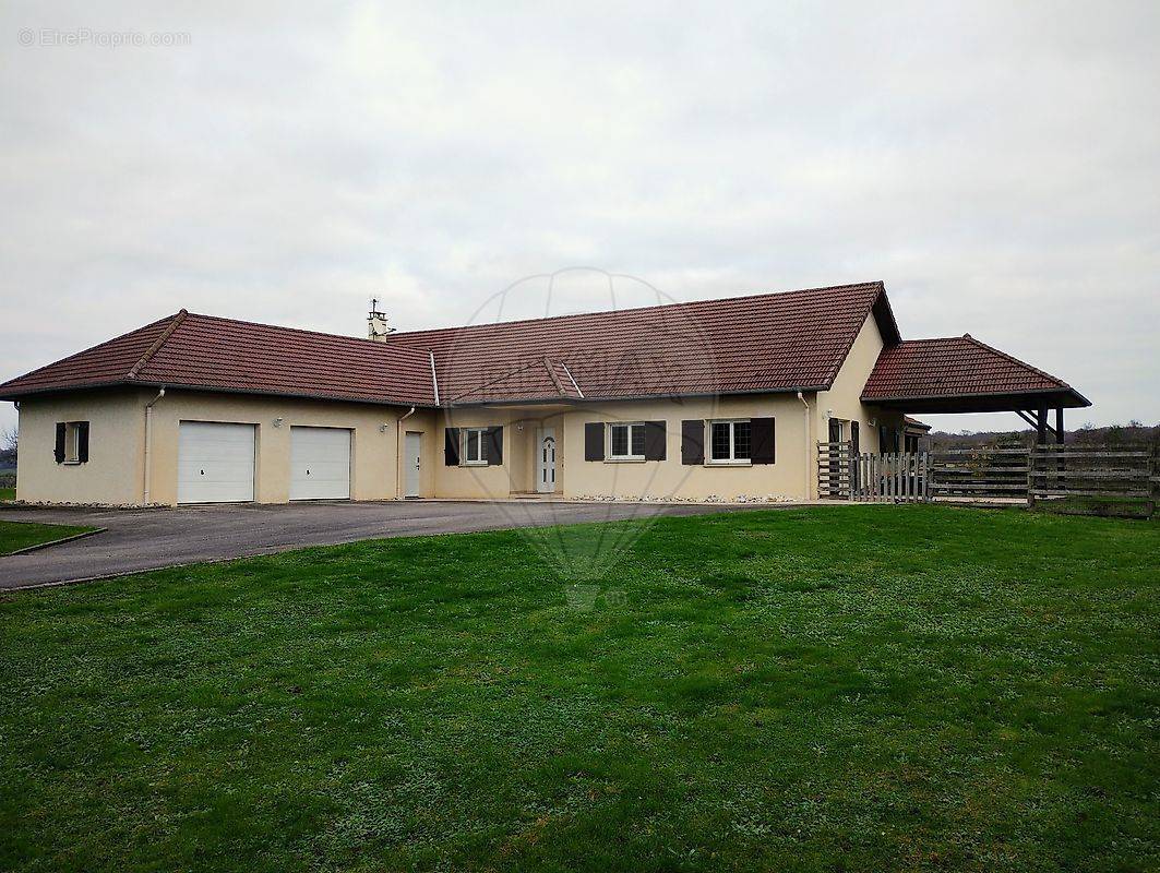 Maison à BADMENIL-AUX-BOIS