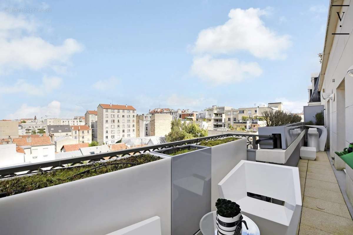 Appartement à MONTROUGE