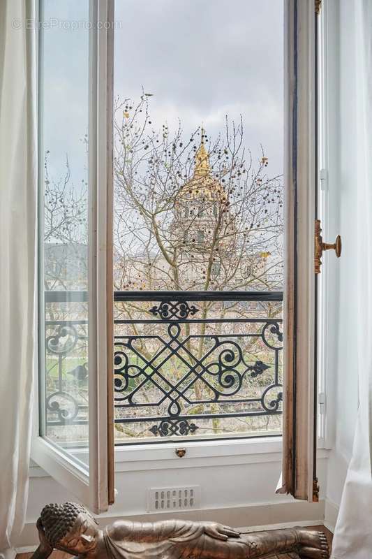 Appartement à PARIS-7E