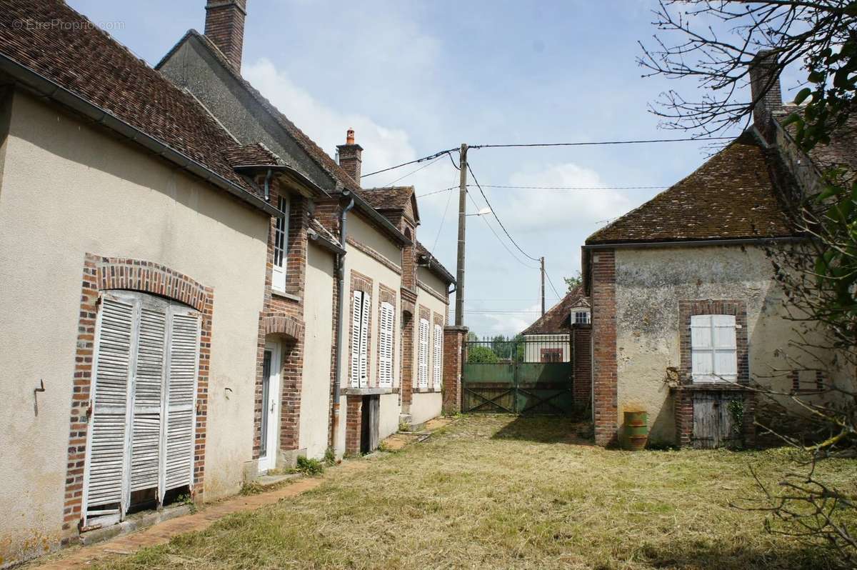 Maison à SOLIGNY-LES-ETANGS