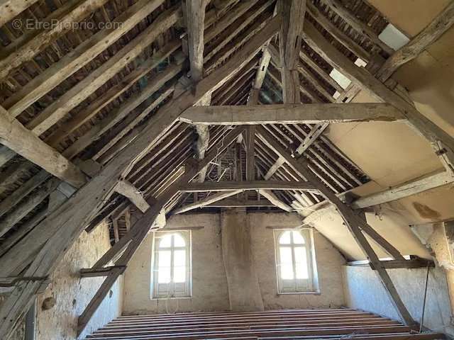 Maison à SOLIGNY-LES-ETANGS