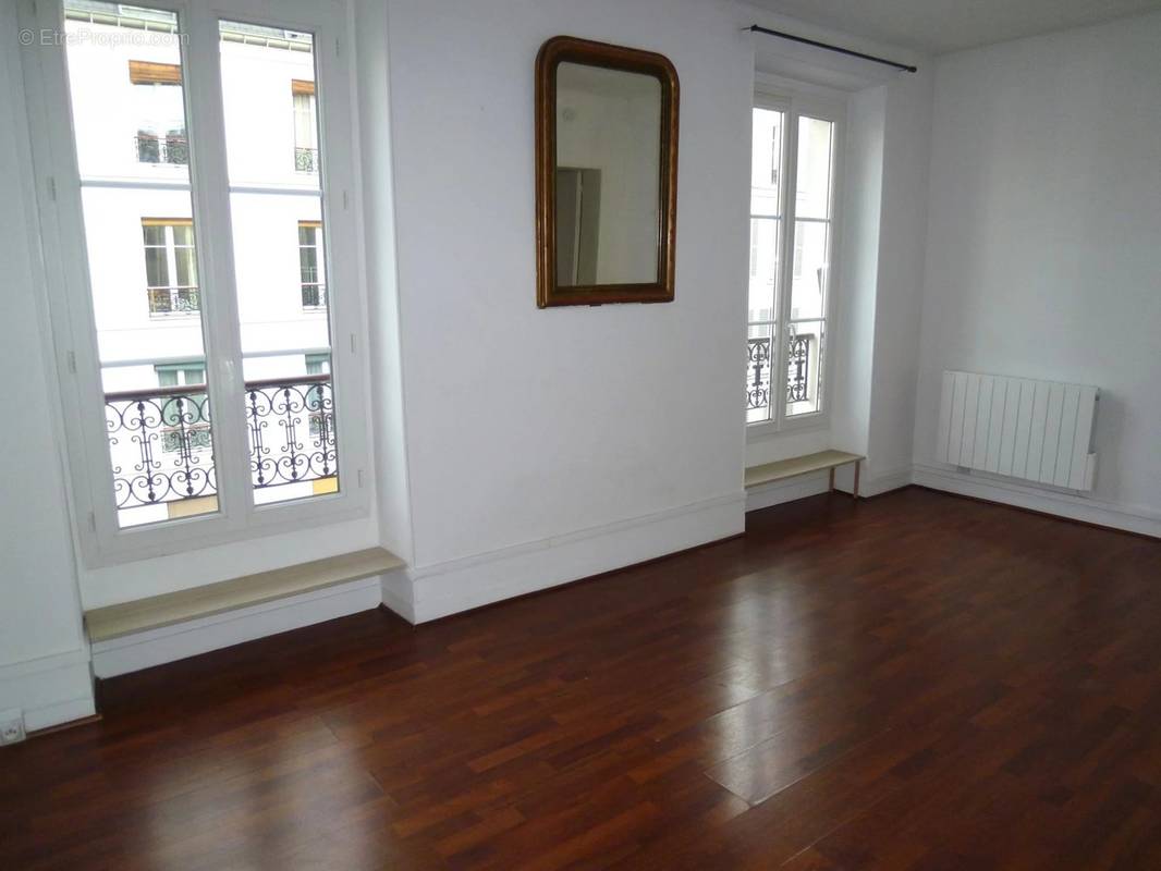 Appartement à PARIS-12E