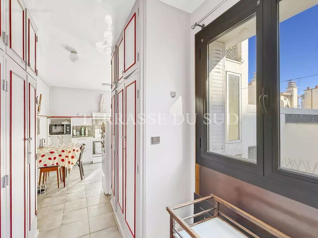 Appartement à MARSEILLE-7E