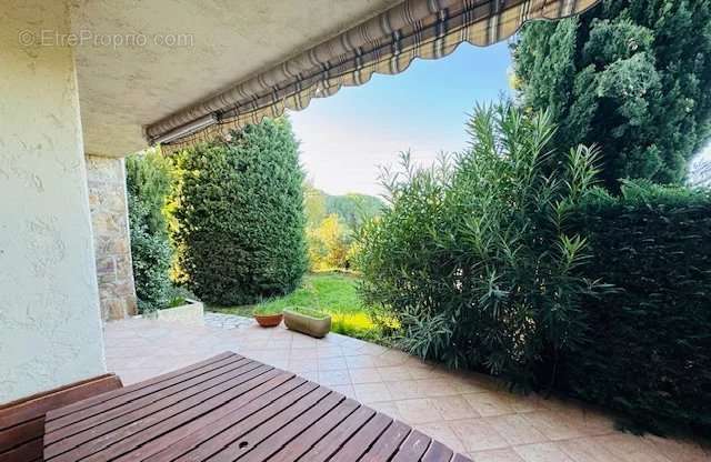 Maison à PUGET-SUR-ARGENS