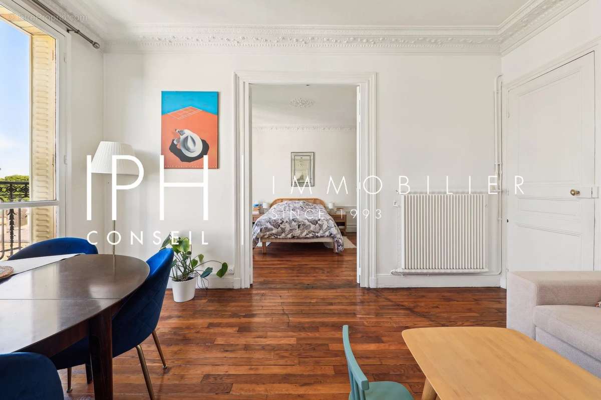 Appartement à NEUILLY-SUR-SEINE