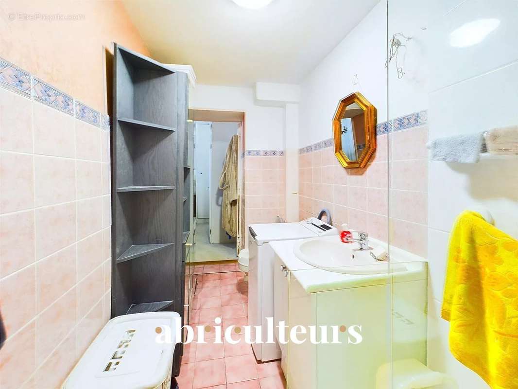 Appartement à PARIS-3E