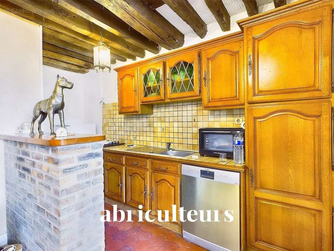 Appartement à PARIS-3E