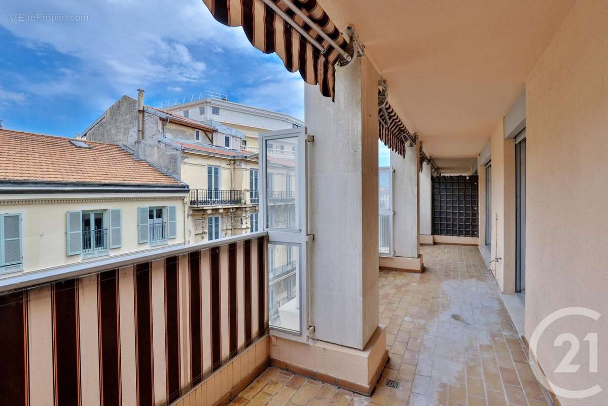 Appartement à NICE