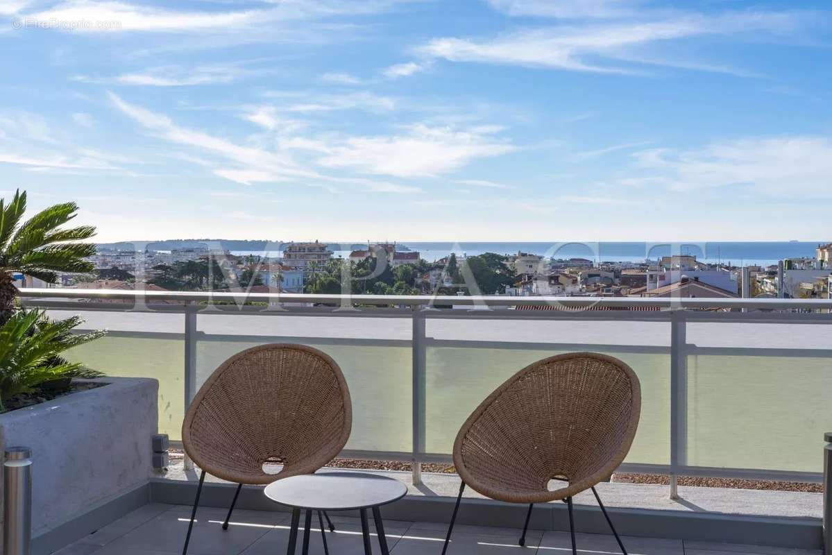 Appartement à CANNES