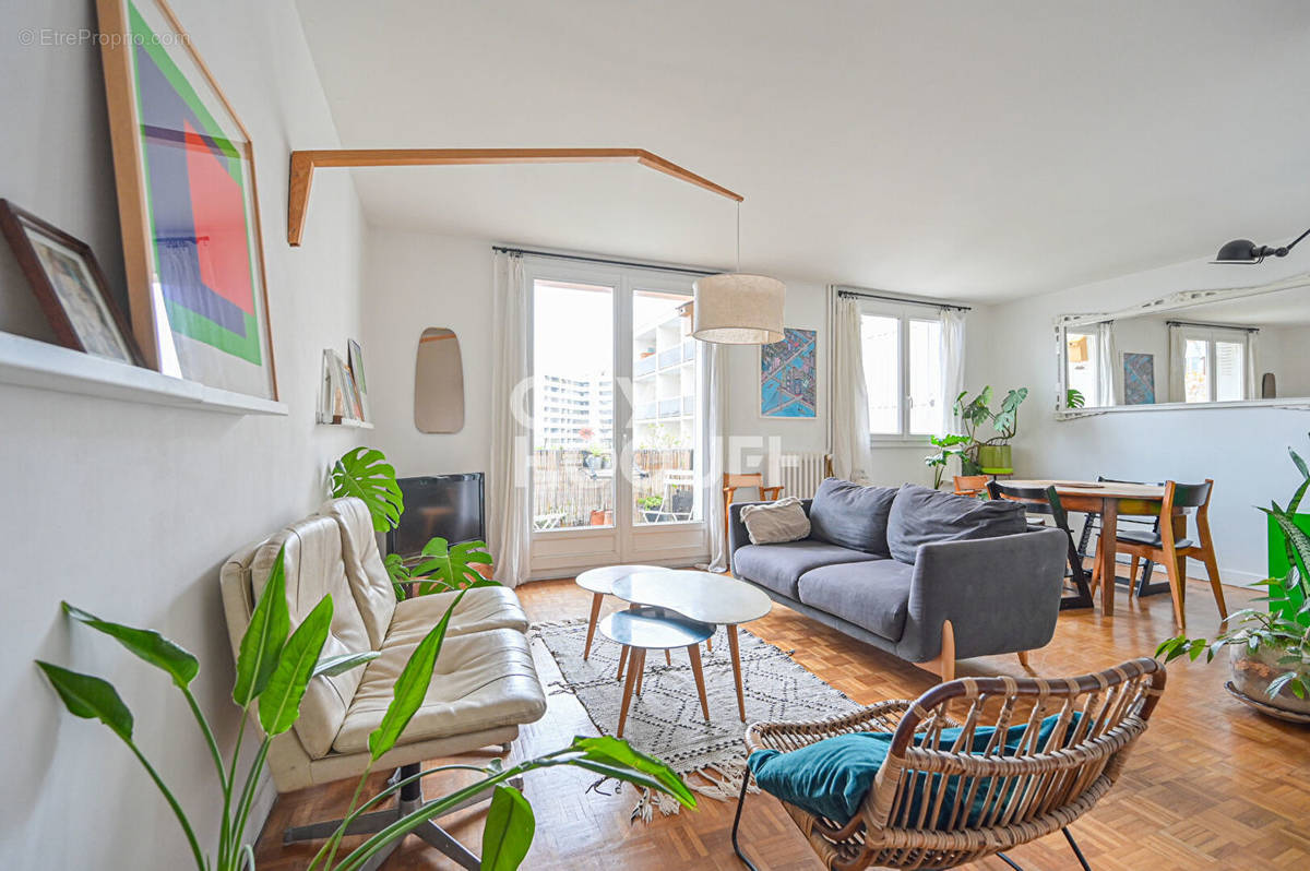 Appartement à PARIS-12E