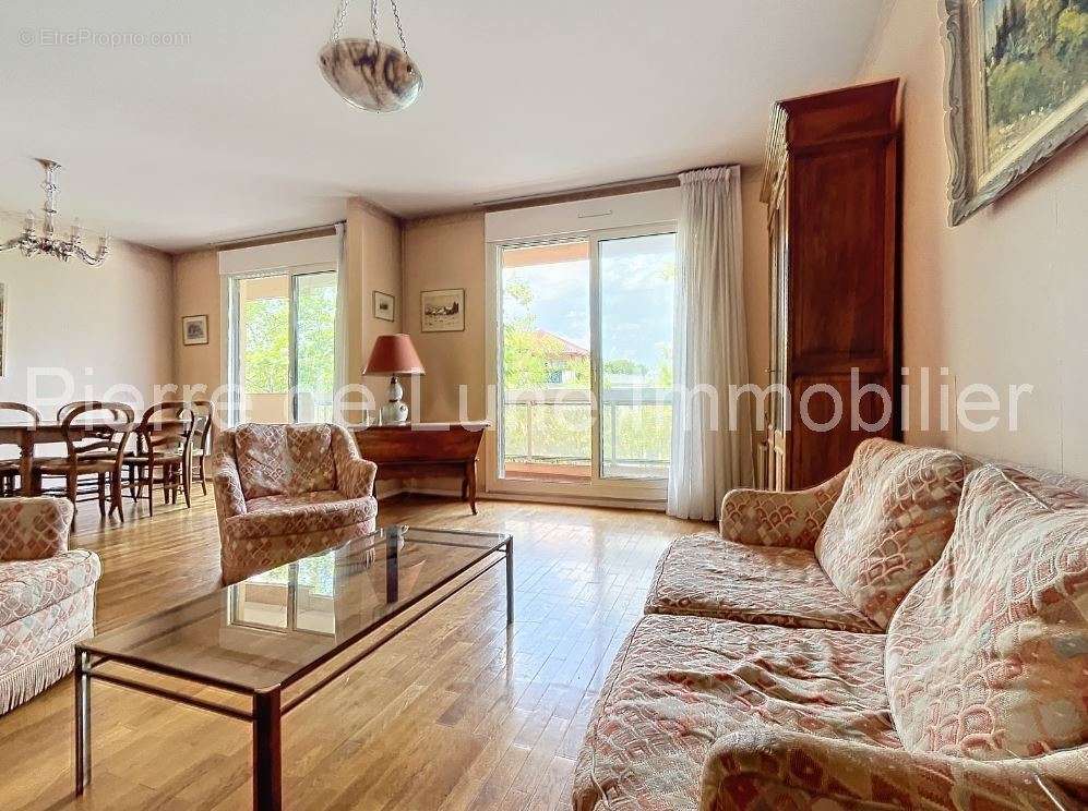 Appartement à LYON-5E