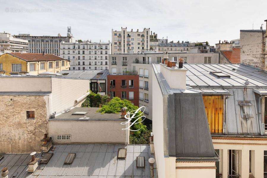 Appartement à PARIS-11E