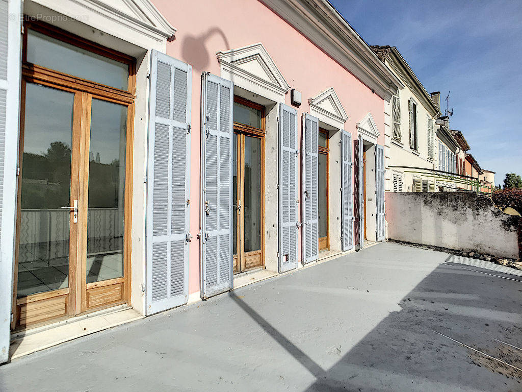 Appartement à TRANS-EN-PROVENCE