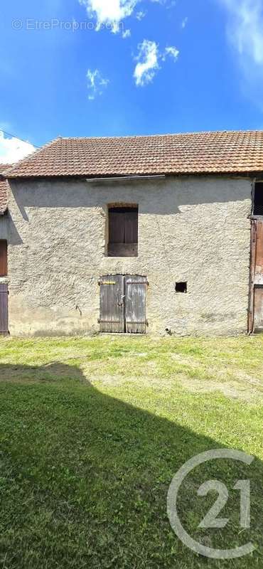 Maison à SAINT-SERNIN-DU-BOIS