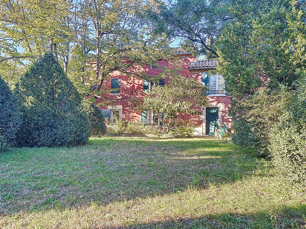 Maison à VILLENEUVE-LES-AVIGNON