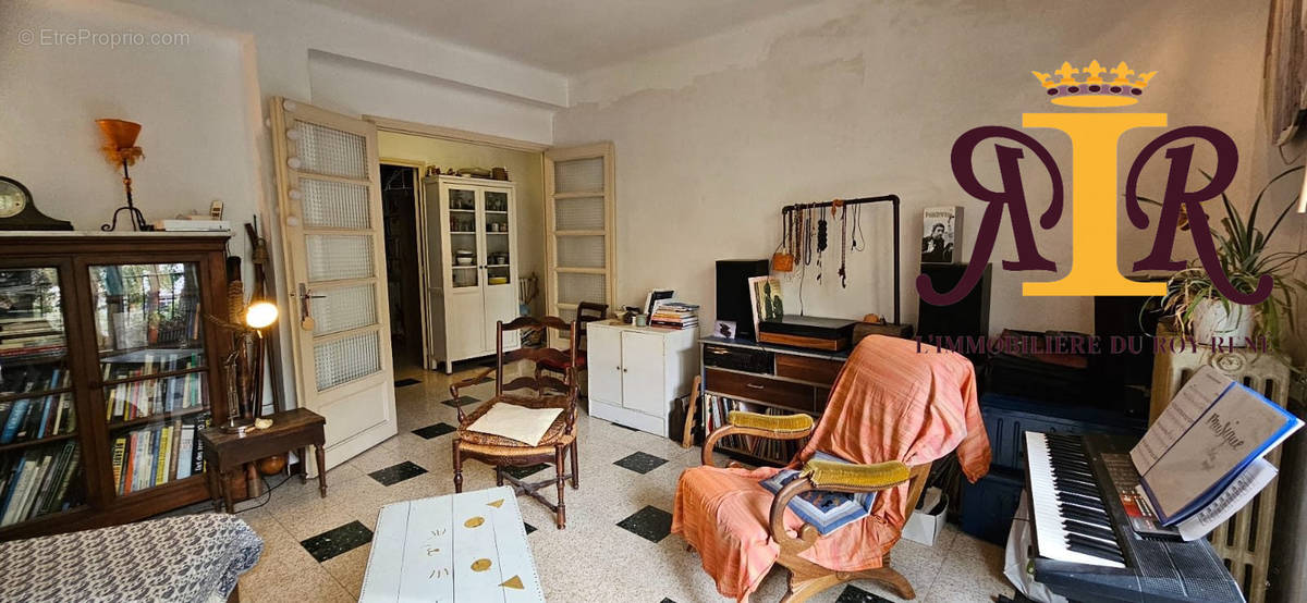 Appartement à MARSEILLE-5E