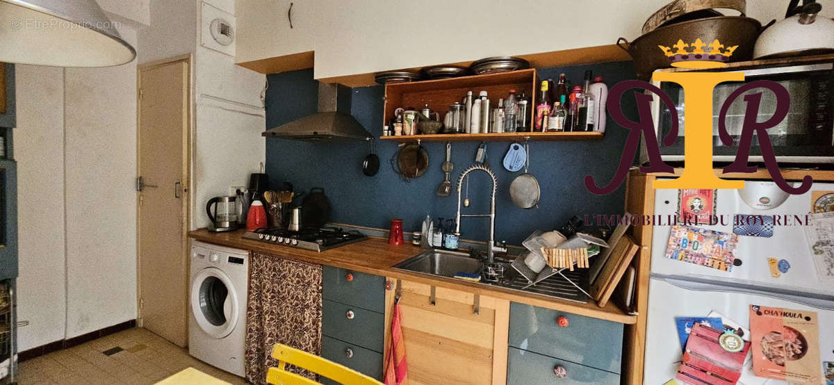 Appartement à MARSEILLE-5E