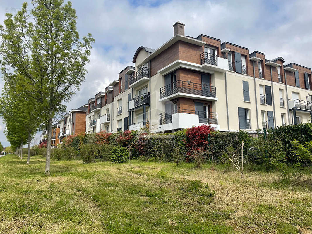 Appartement à SAINT-PIERRE-DU-PERRAY