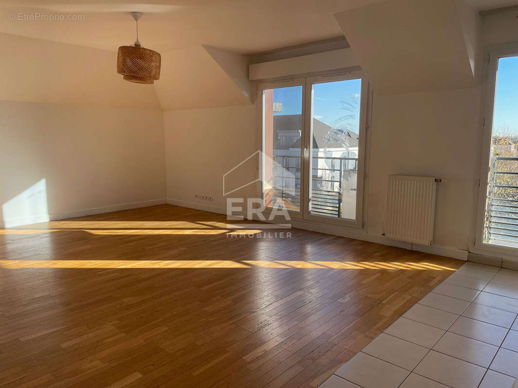 Appartement à SAINT-PIERRE-DU-PERRAY