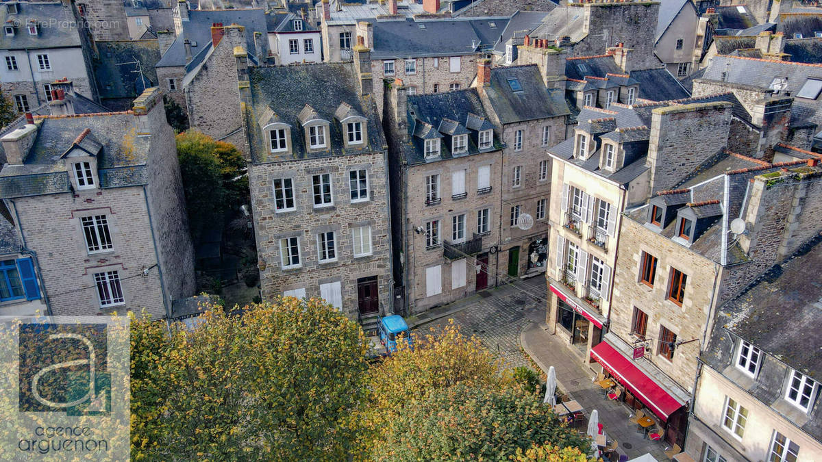 Maison à DINAN