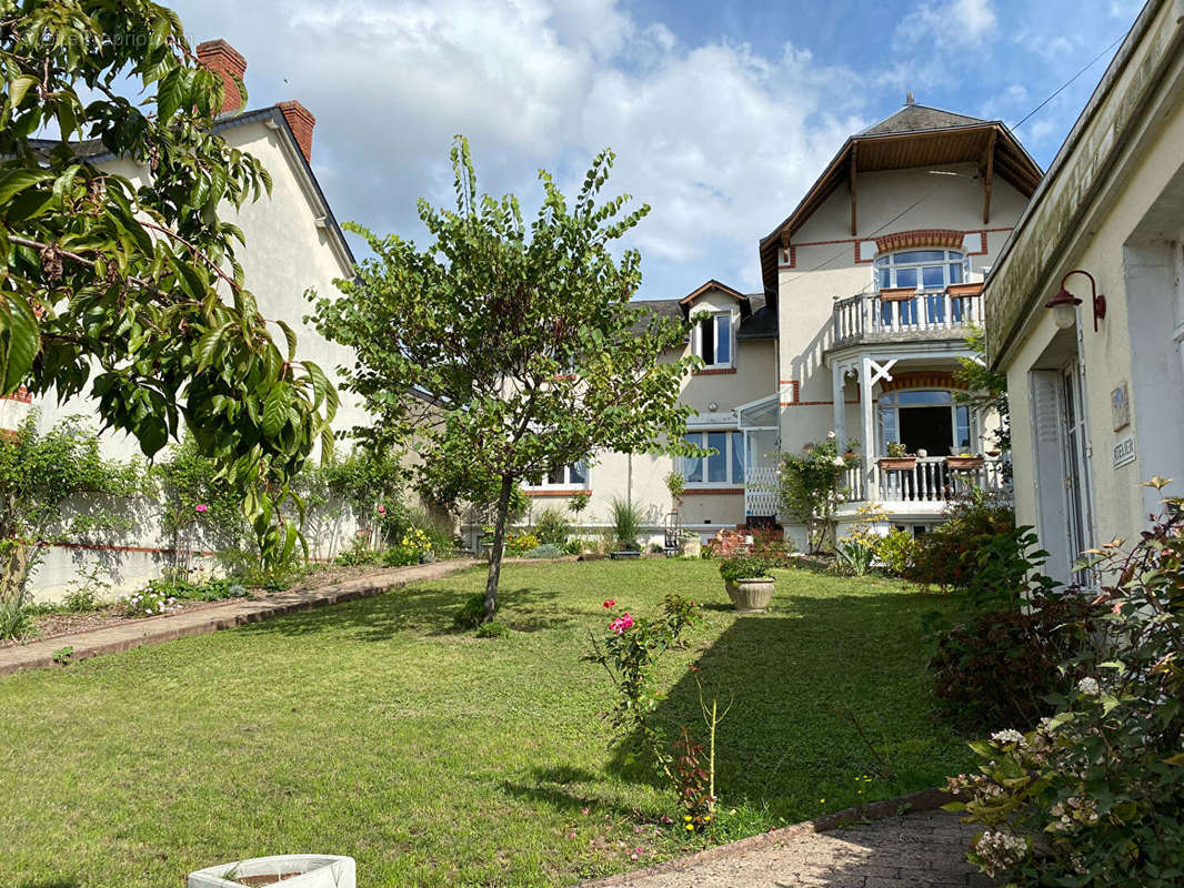 Maison à CHATEAU-DU-LOIR