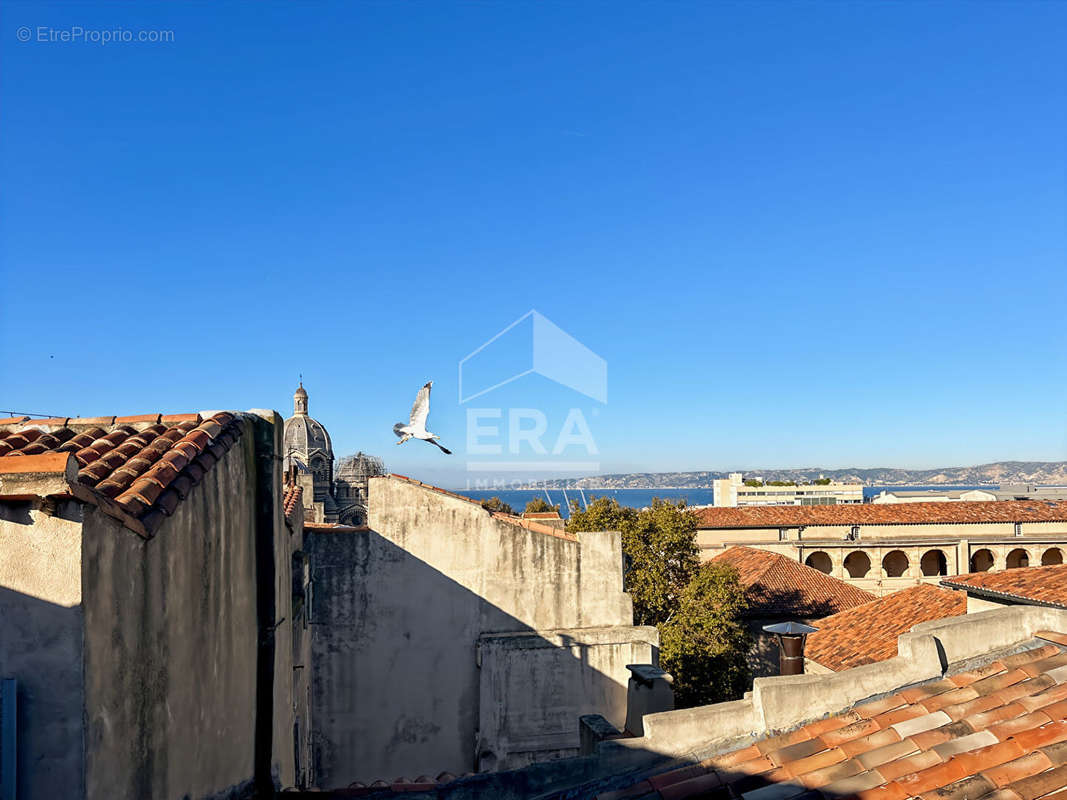 Appartement à MARSEILLE-2E