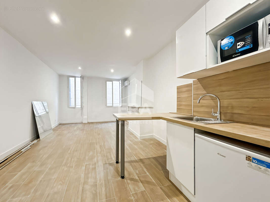 Appartement à MARSEILLE-2E