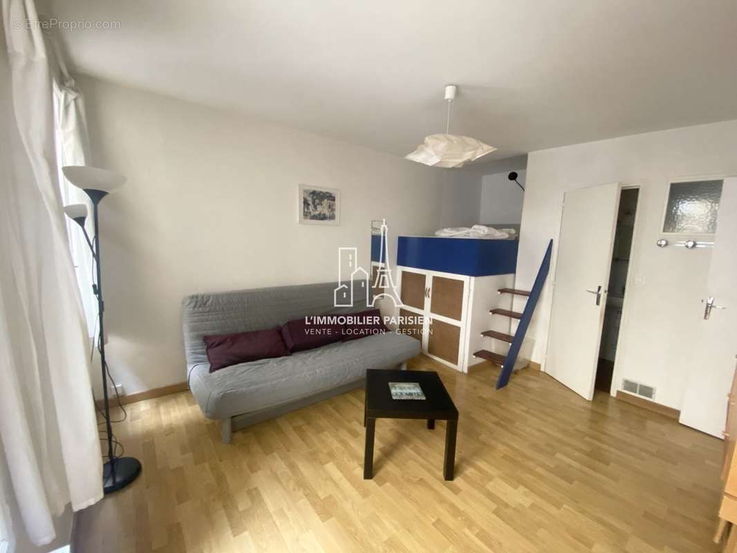 Appartement à PARIS-9E