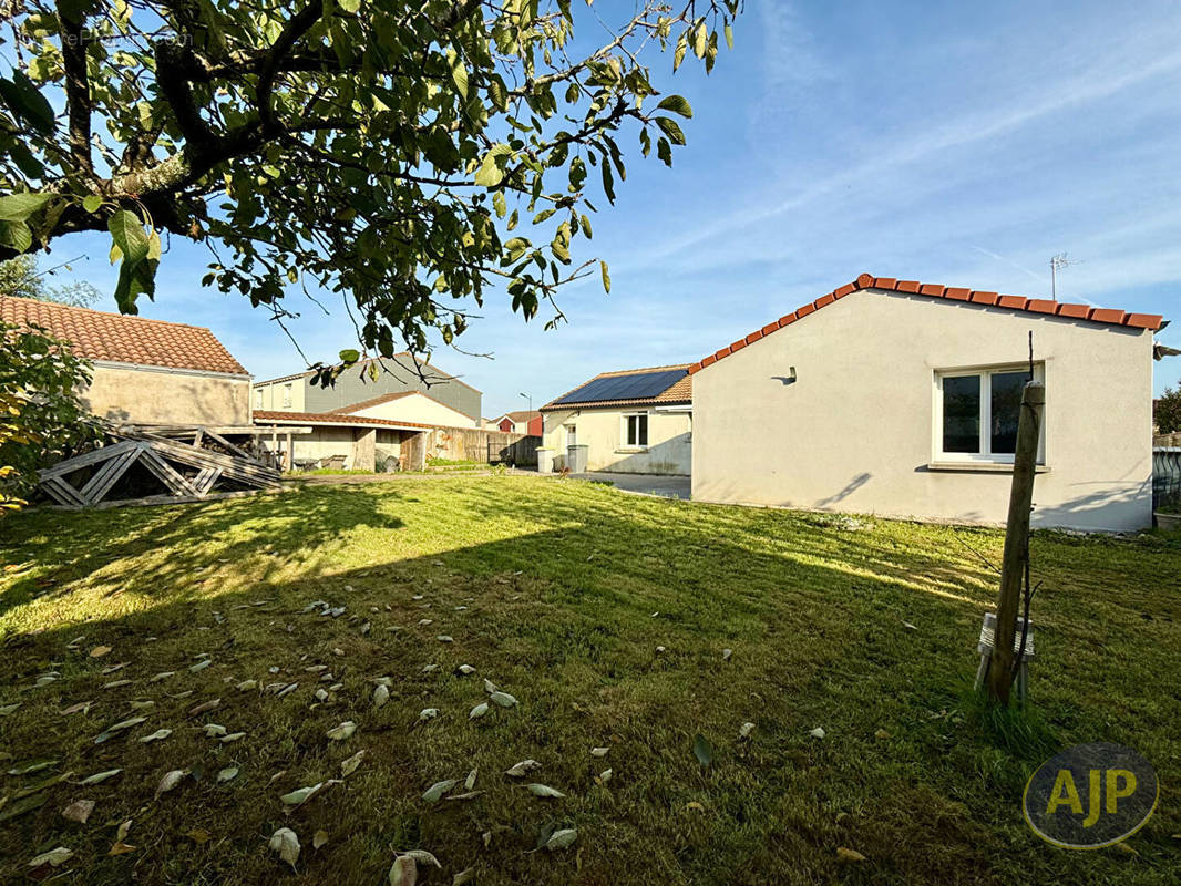 Maison à SAINTE-PAZANNE