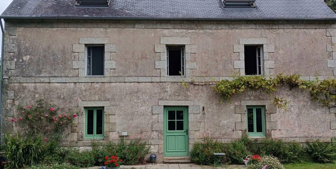 Maison à PONT-AVEN