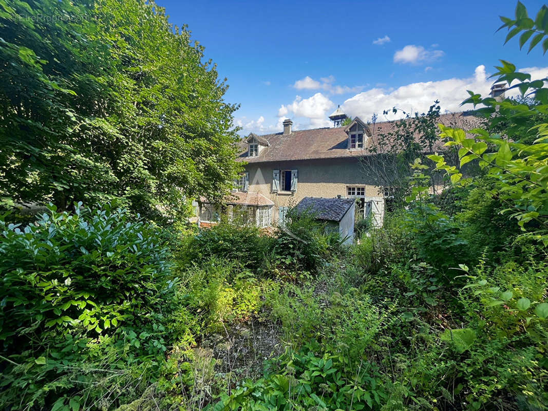 Maison à GAILLON-SUR-MONTCIENT