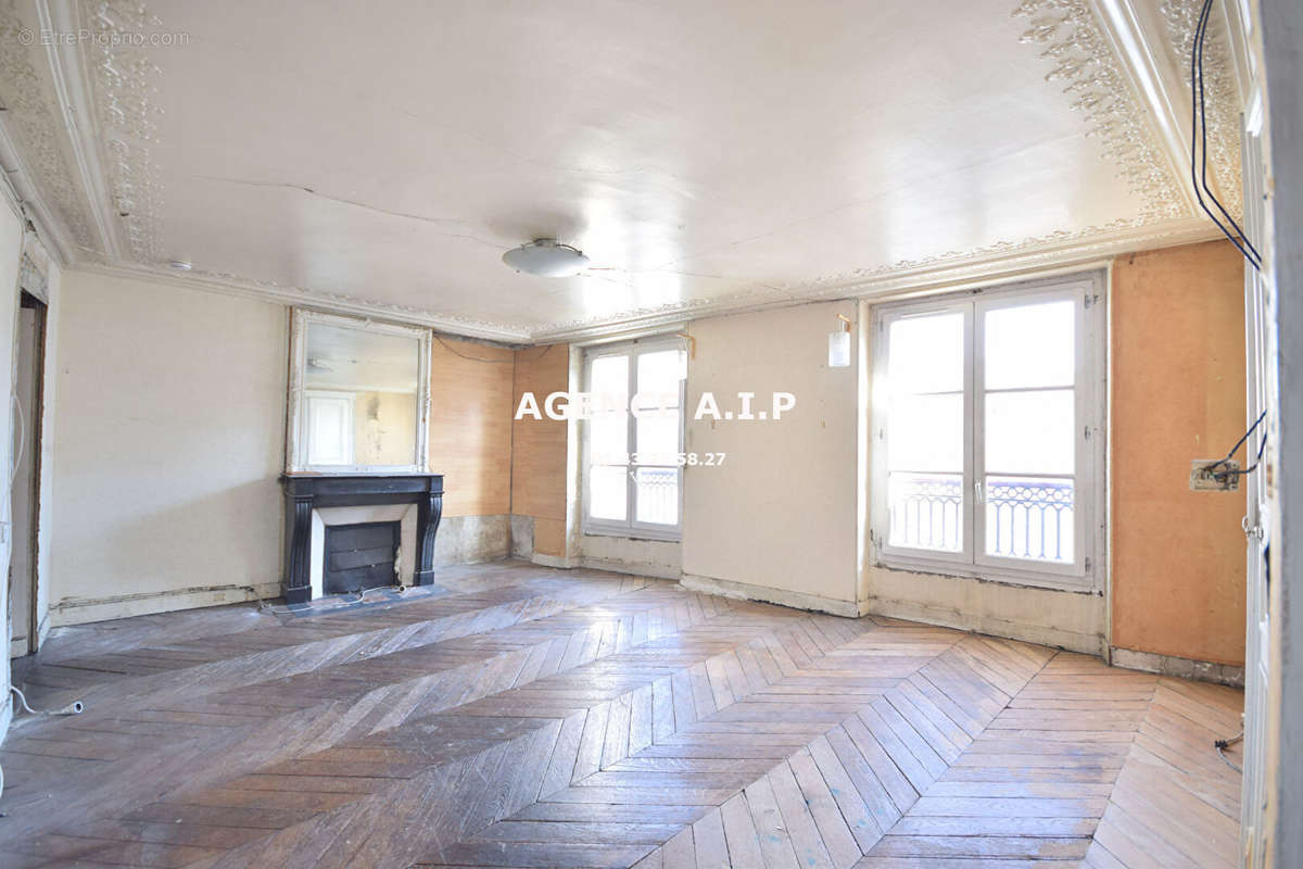 Appartement à PARIS-10E