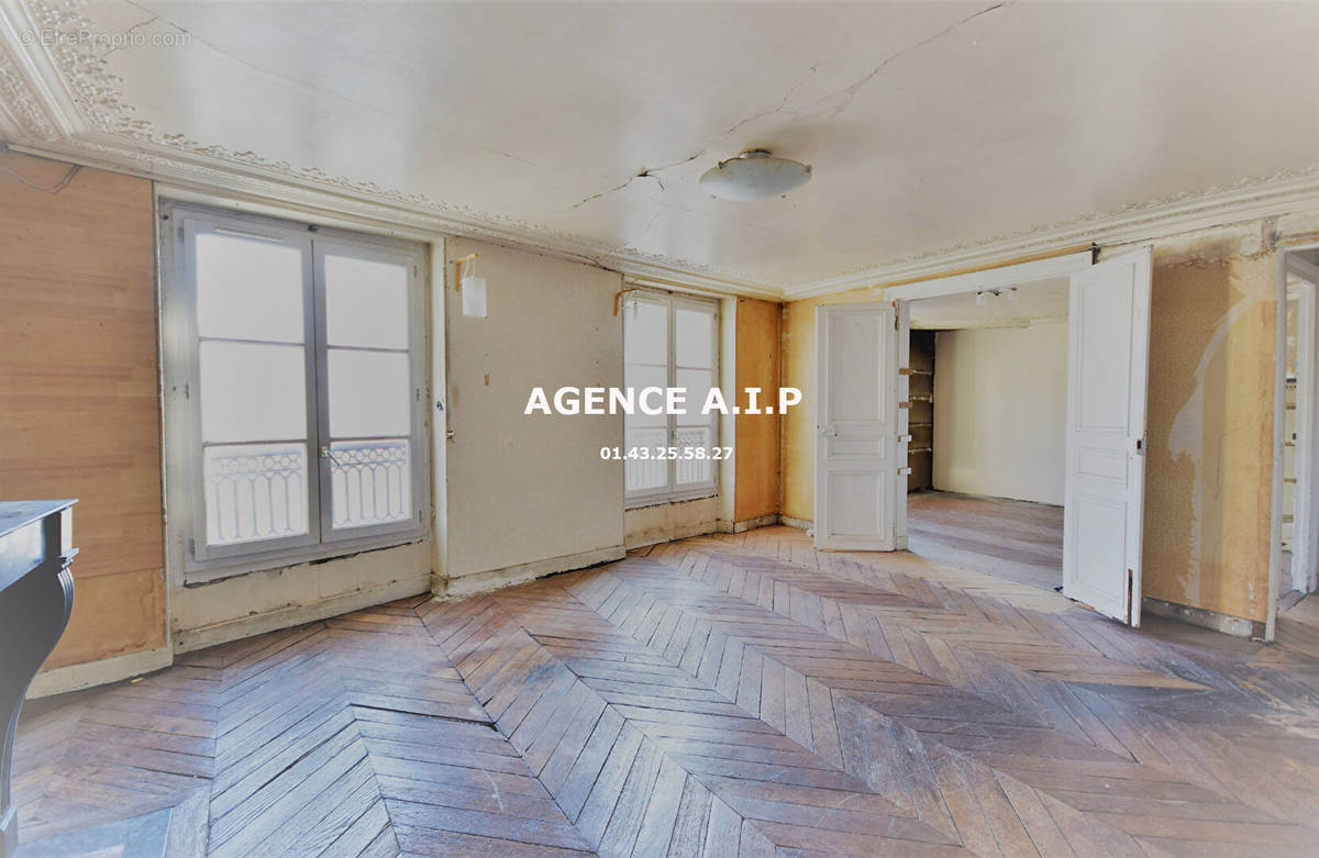 Appartement à PARIS-10E