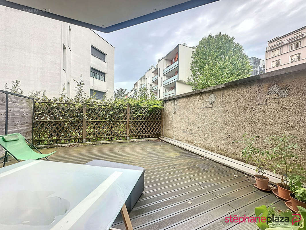 Appartement à LYON-8E