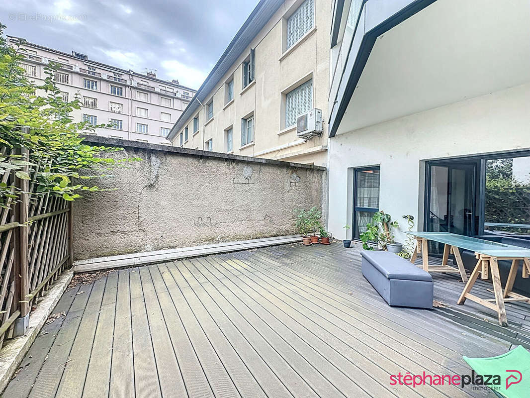 Appartement à LYON-8E