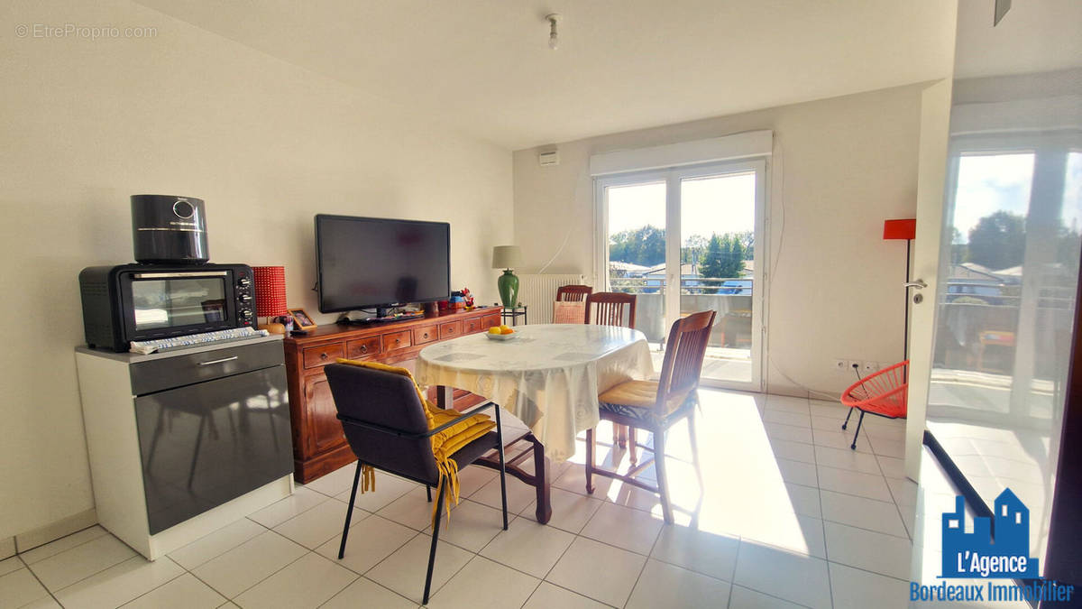 Appartement à SAINT-MEDARD-EN-JALLES