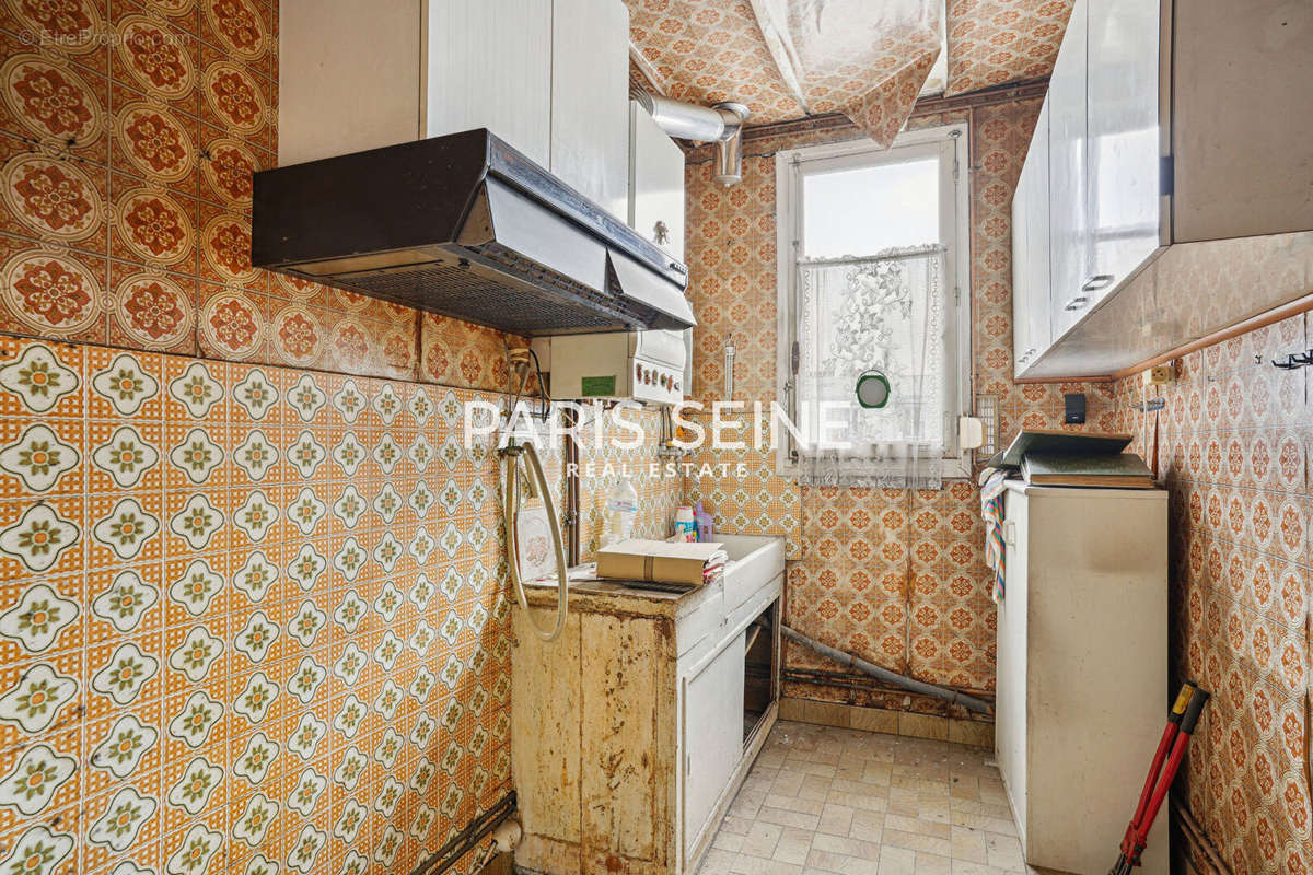 Appartement à PARIS-3E