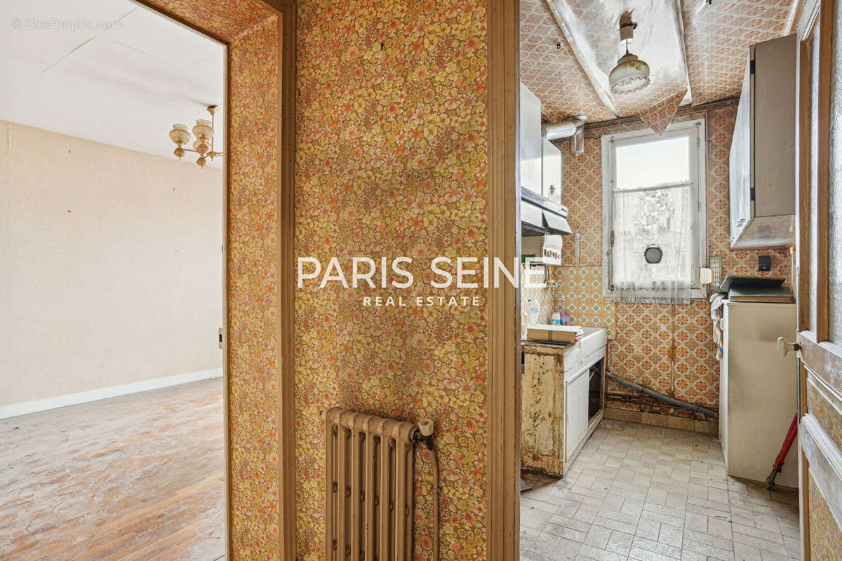 Appartement à PARIS-3E