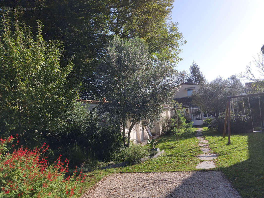 Maison à MERIGNAC