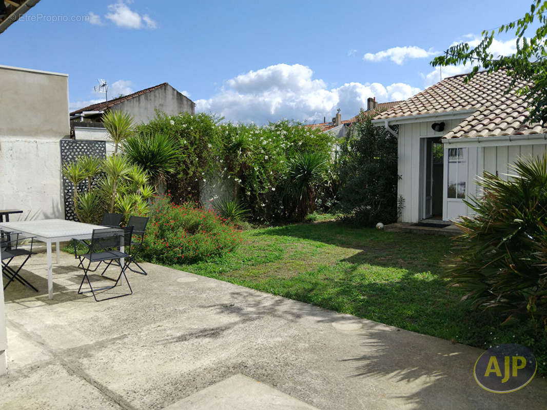 Maison à MERIGNAC