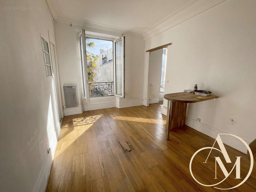 Appartement à ENGHIEN-LES-BAINS