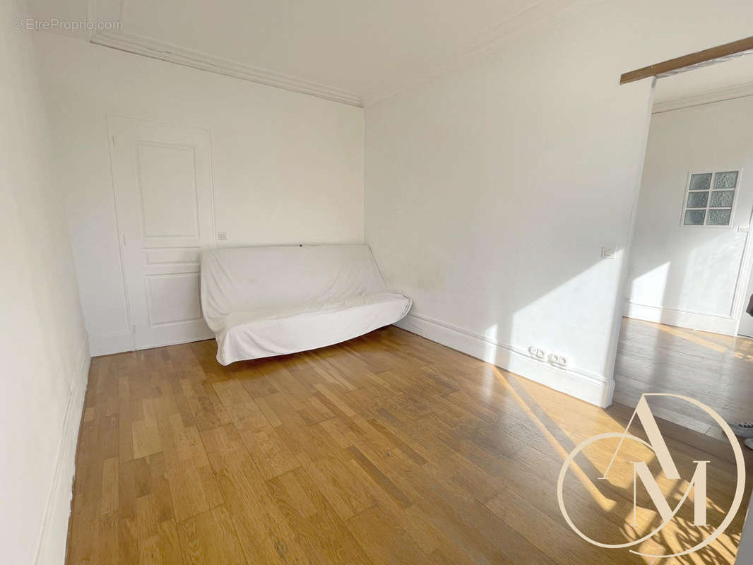 Appartement à ENGHIEN-LES-BAINS